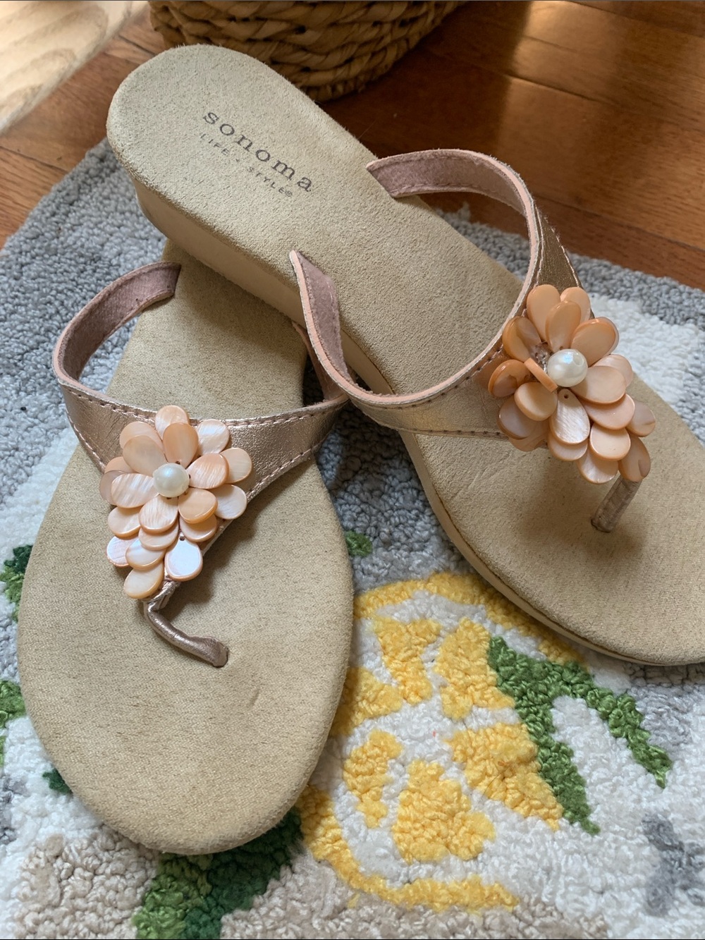 Sonoma Peach Floral Toe-Post Sandals